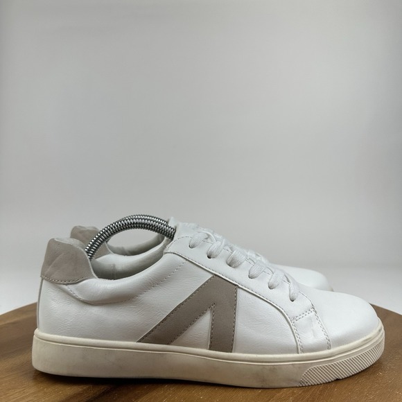 MIA Shoes - Womens Mia Italia White Leather Casual Comfort Shoes Sneakers Size 9 M GUC